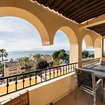 Stunning Sea Views Penthouse Holiday home